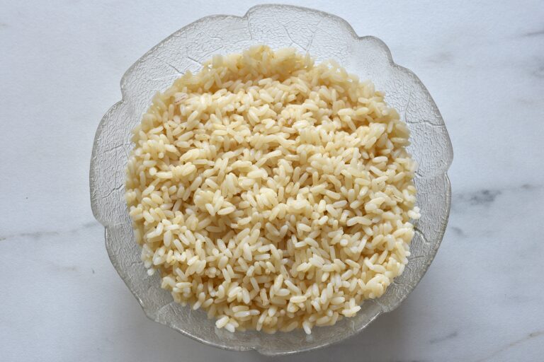 Ribe rice in a glass bowl.