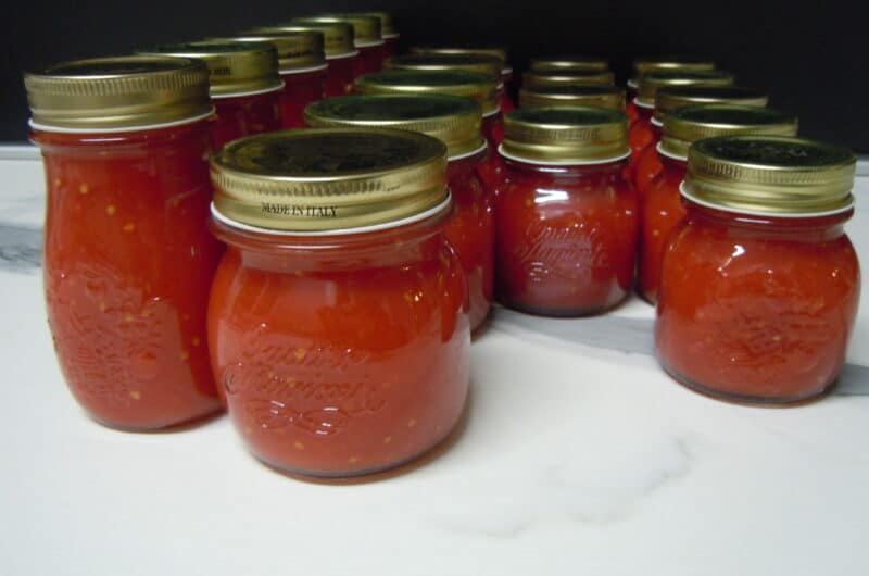 How to make and jar tomato sauce