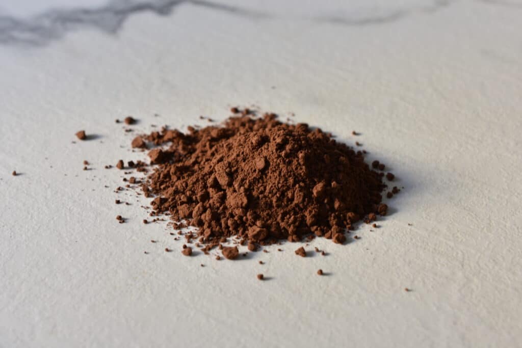 Organic raw cacao powder