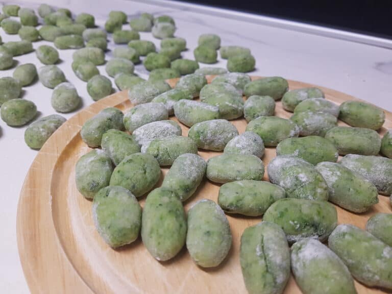 Raw wild garlic gnocchi