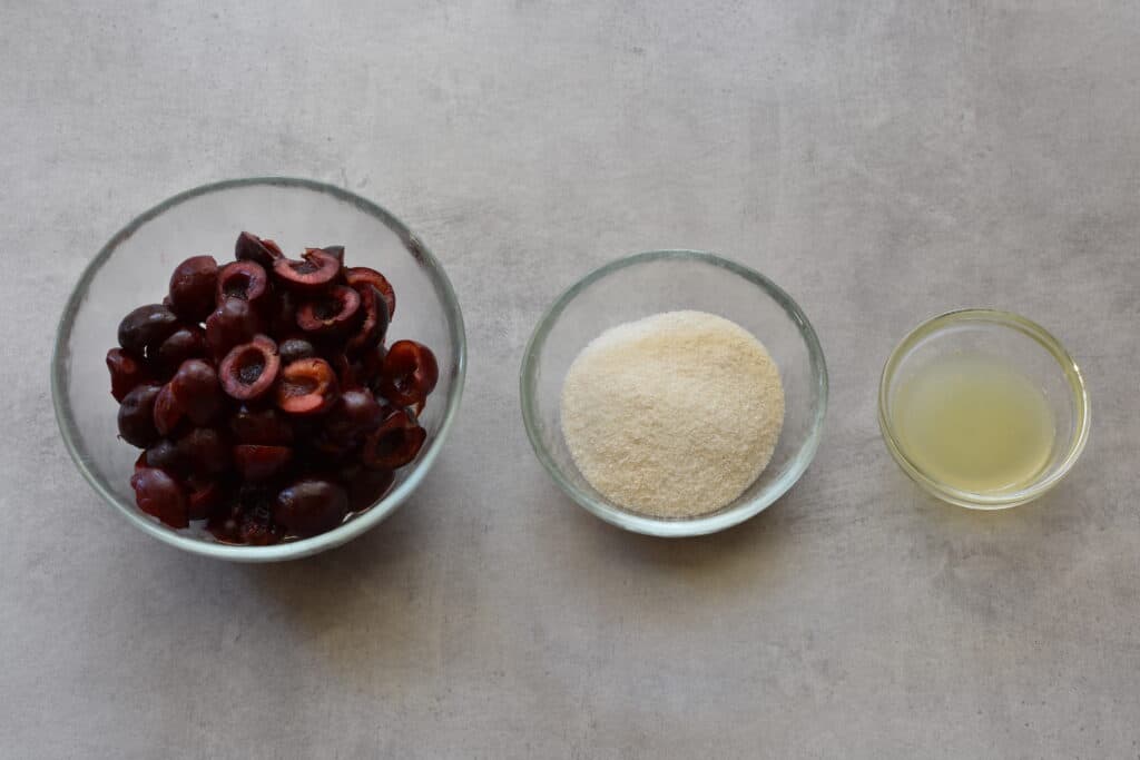 Ingredients for cherry sauce.