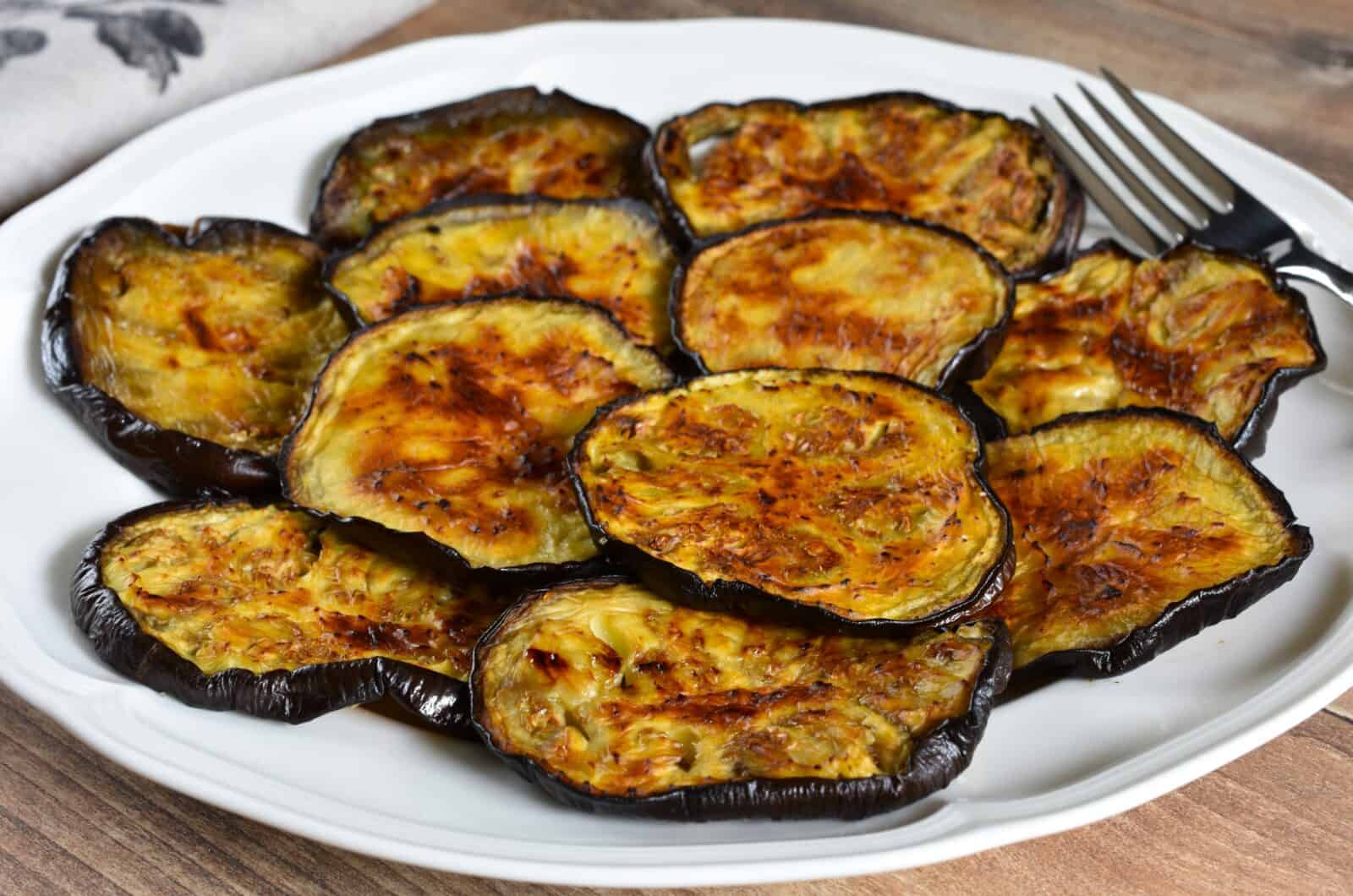 Roasted aubergine slices